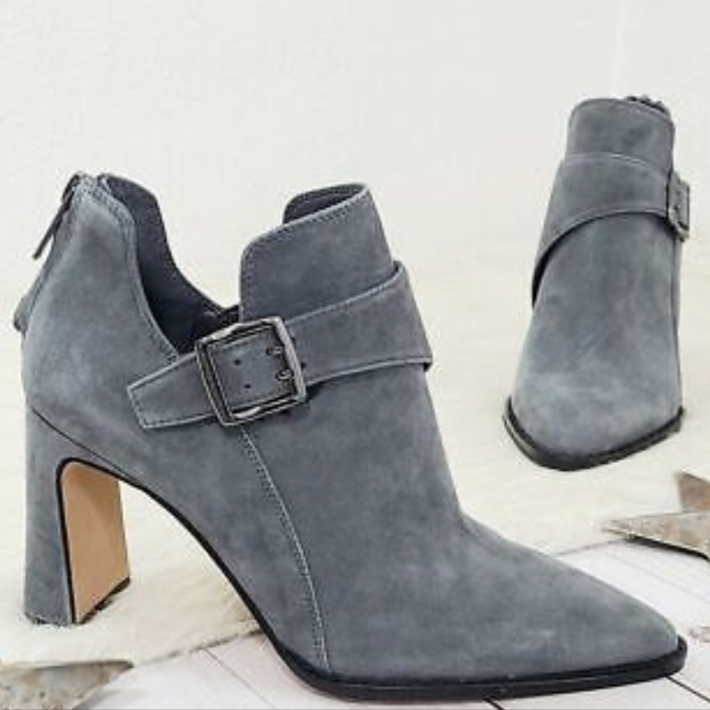 VINCE CAMUTO WOMEN’S SUEDE ANKLE BOOTIES SIZE 8 5